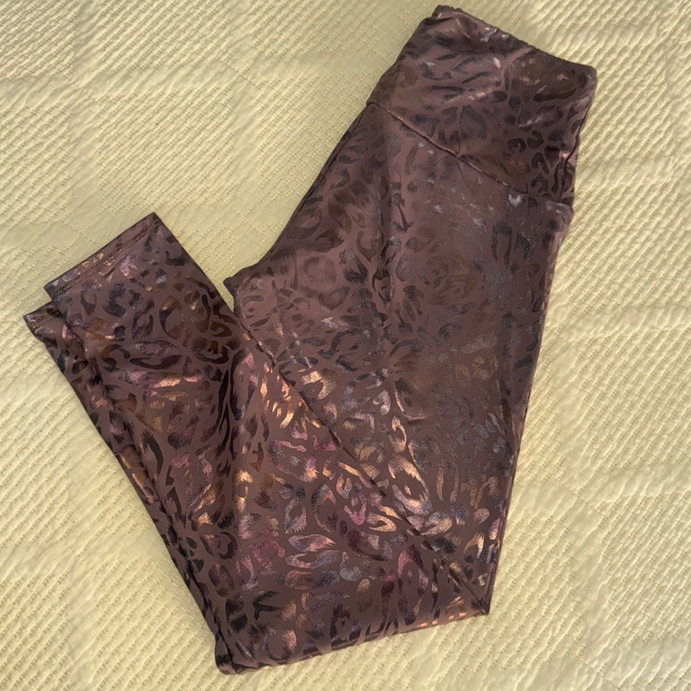 ONZIE Women’s Top Large and Leggings S/M Set Rose gold/Copper.💓💖 D12 - Picture 3 of 11